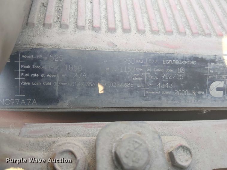 image for item YA1089 2019 Peterbilt 567 semi truck