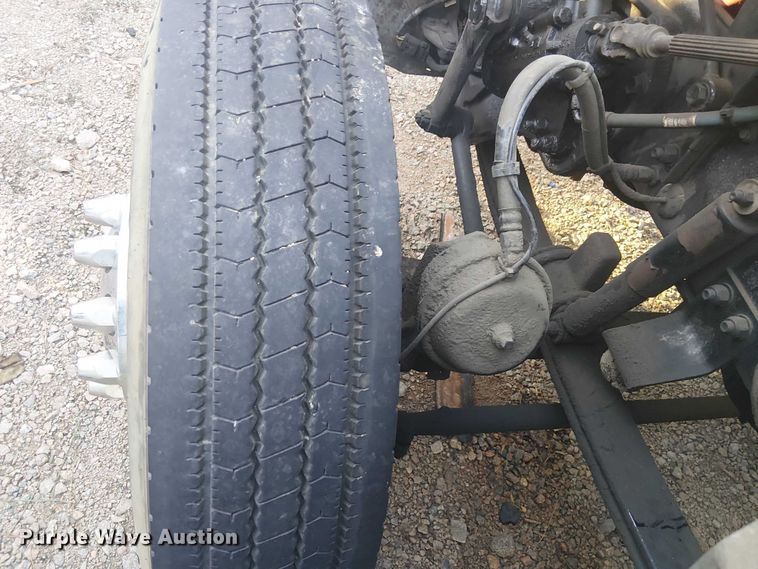 image for item YA1089 2019 Peterbilt 567 semi truck