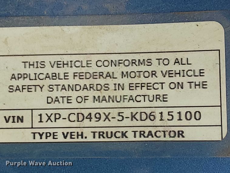 image for item YA1089 2019 Peterbilt 567 semi truck