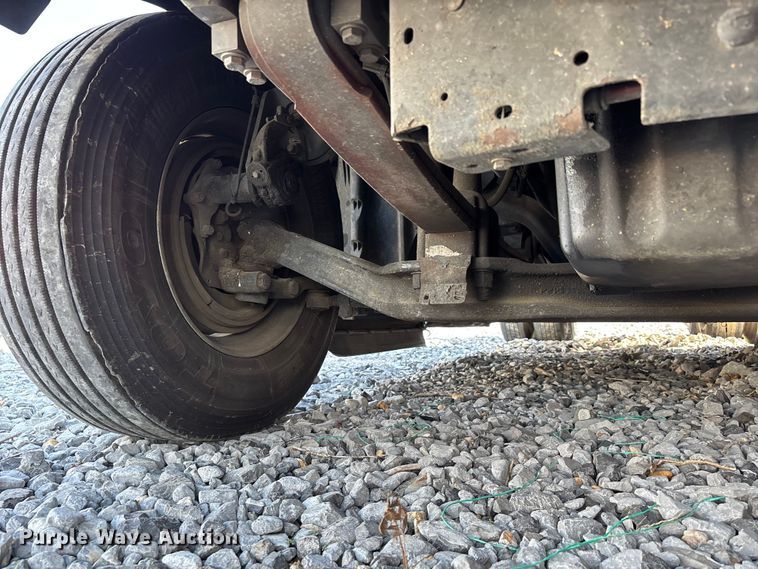 image for item YA1182 2017 Freightliner Cascadia semi truck