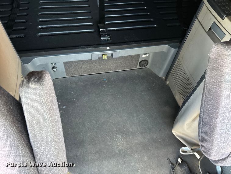 image for item YA1182 2017 Freightliner Cascadia semi truck