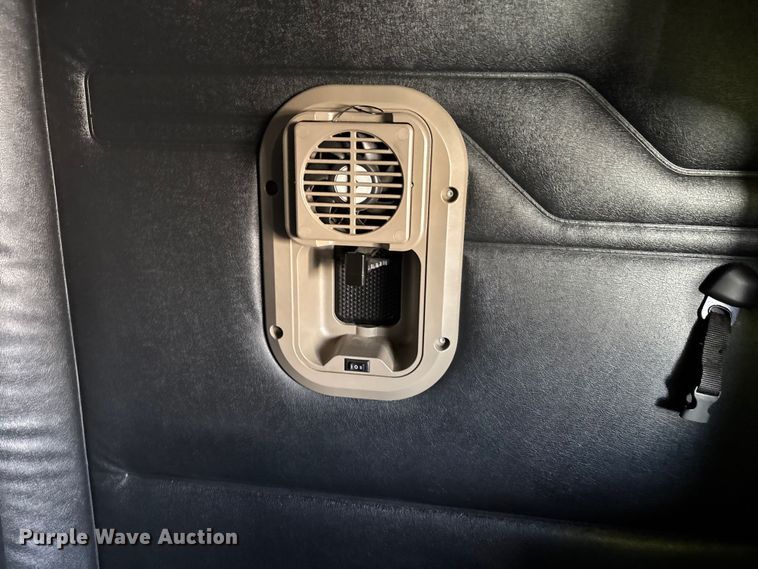 image for item YA1182 2017 Freightliner Cascadia semi truck