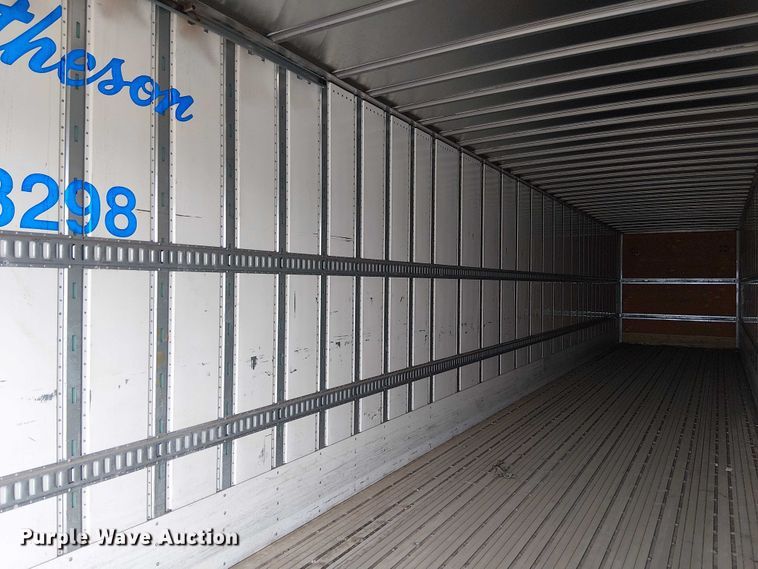 image for item YA1376 2017 Utility VS2DX dry van trailer