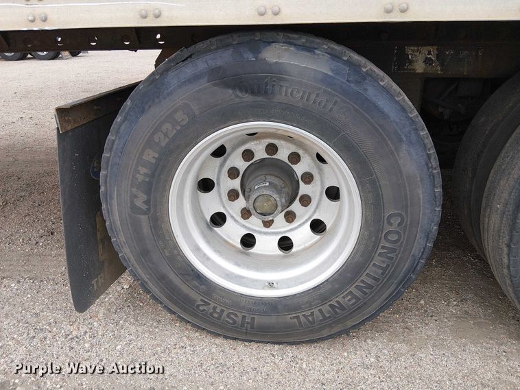 image for item YA1376 2017 Utility VS2DX dry van trailer