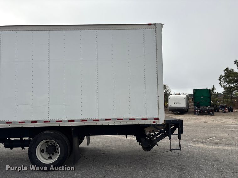 image for item YA1381 2018 Freightliner Business Class M2 box truck