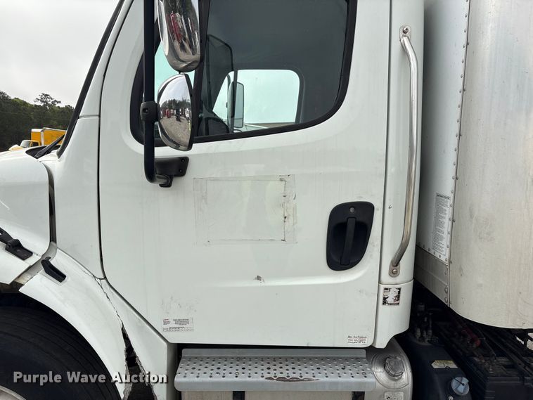 image for item YA1381 2018 Freightliner Business Class M2 box truck