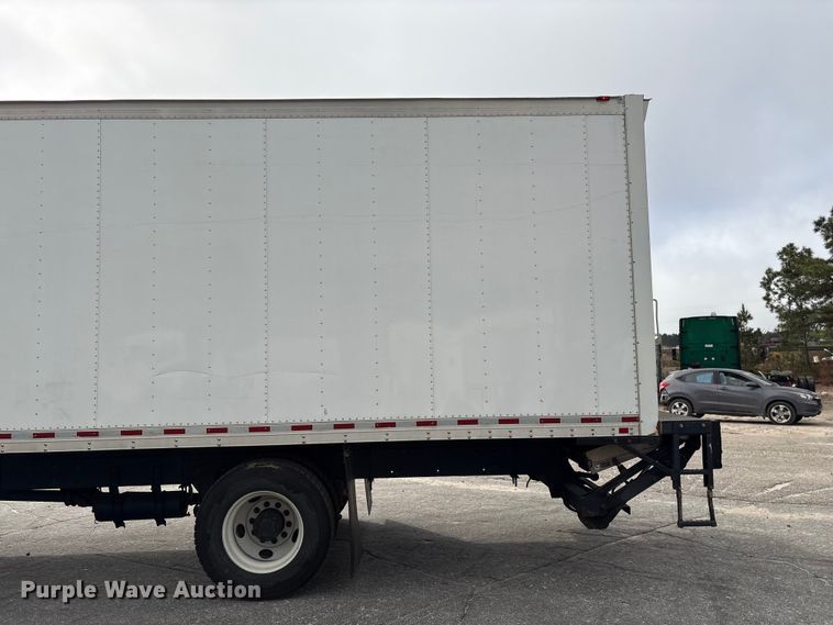 image for item YA1381 2018 Freightliner Business Class M2 box truck