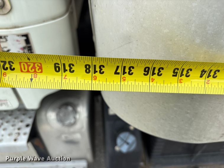 image for item YA1381 2018 Freightliner Business Class M2 box truck