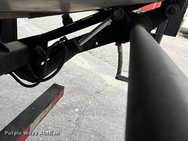 image for item YA1381 2018 Freightliner Business Class M2 box truck