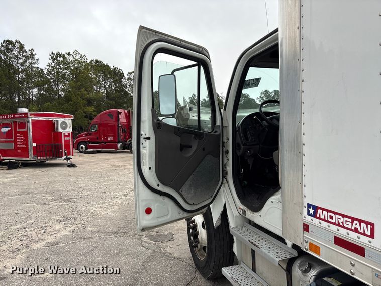 image for item YA1381 2018 Freightliner Business Class M2 box truck