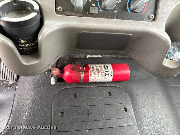 image for item YA1381 2018 Freightliner Business Class M2 box truck