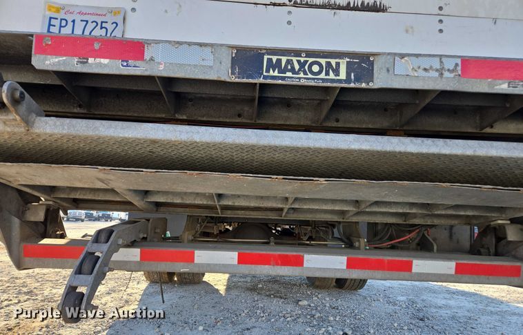 image for item YA1386 2020 Hino  box truck