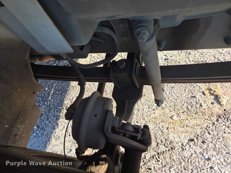 image for item YA1386 2020 Hino  box truck