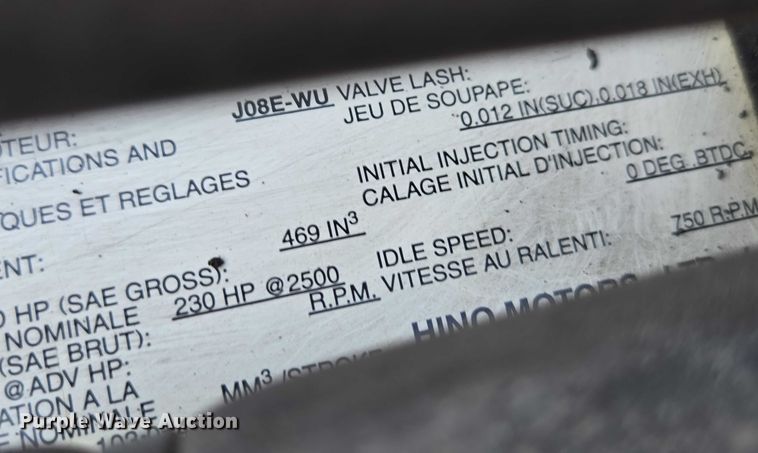 image for item YA1386 2020 Hino  box truck