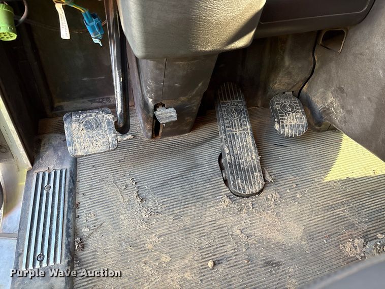 image for item YA1449 2018 Kenworth W900 semi truck