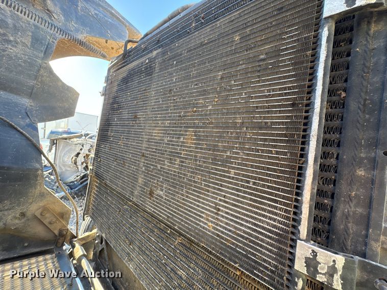 image for item YA1449 2018 Kenworth W900 semi truck