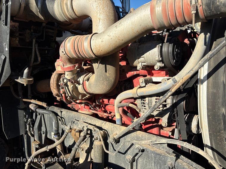 image for item YA1449 2018 Kenworth W900 semi truck