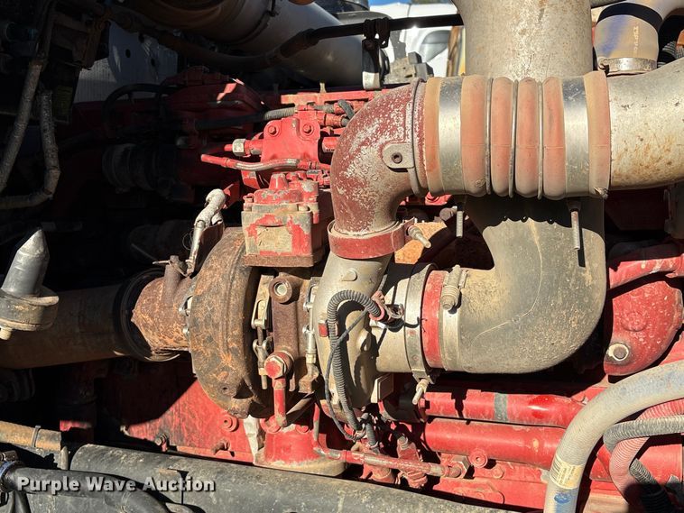 image for item YA1449 2018 Kenworth W900 semi truck