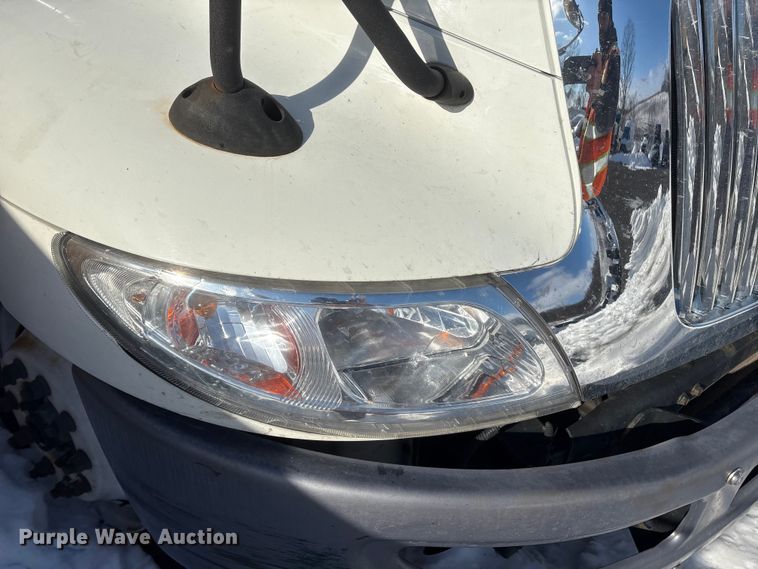 image for item YA1485 2015 International 4300 box truck