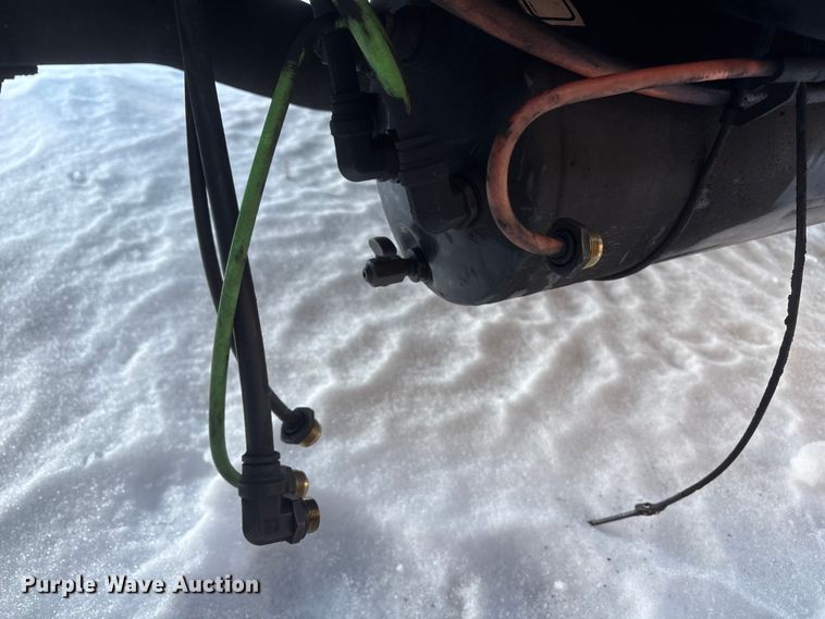 image for item YA1485 2015 International 4300 box truck