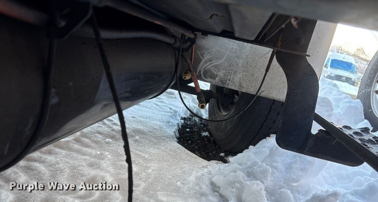 image for item YA1485 2015 International 4300 box truck