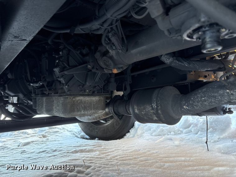 image for item YA1485 2015 International 4300 box truck