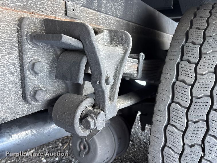 image for item YA1485 2015 International 4300 box truck