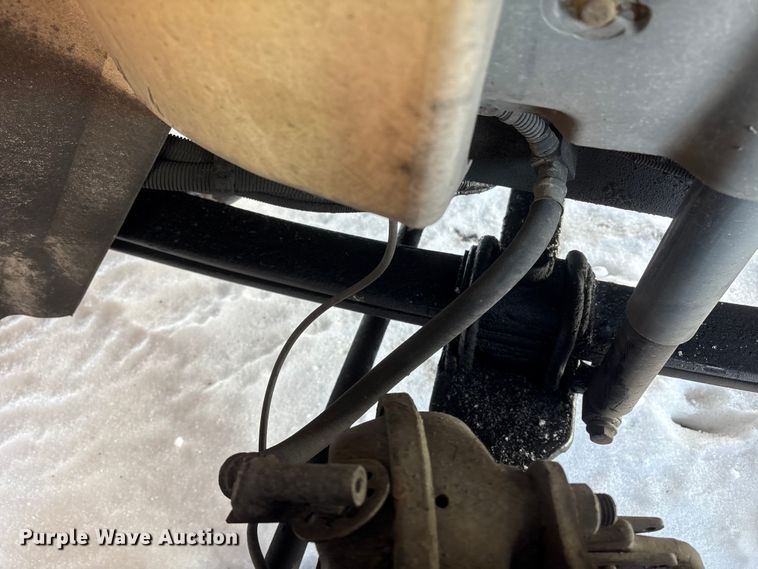 image for item YA1485 2015 International 4300 box truck