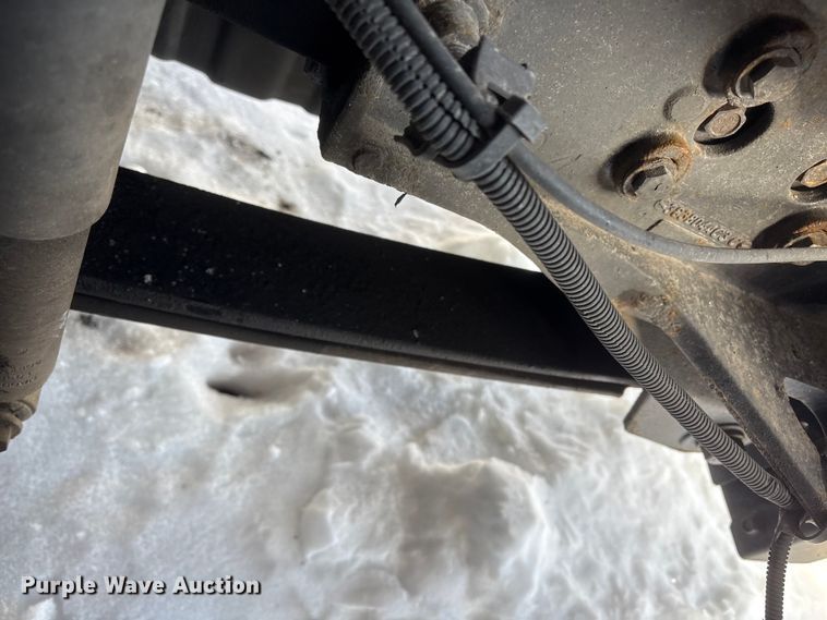 image for item YA1485 2015 International 4300 box truck