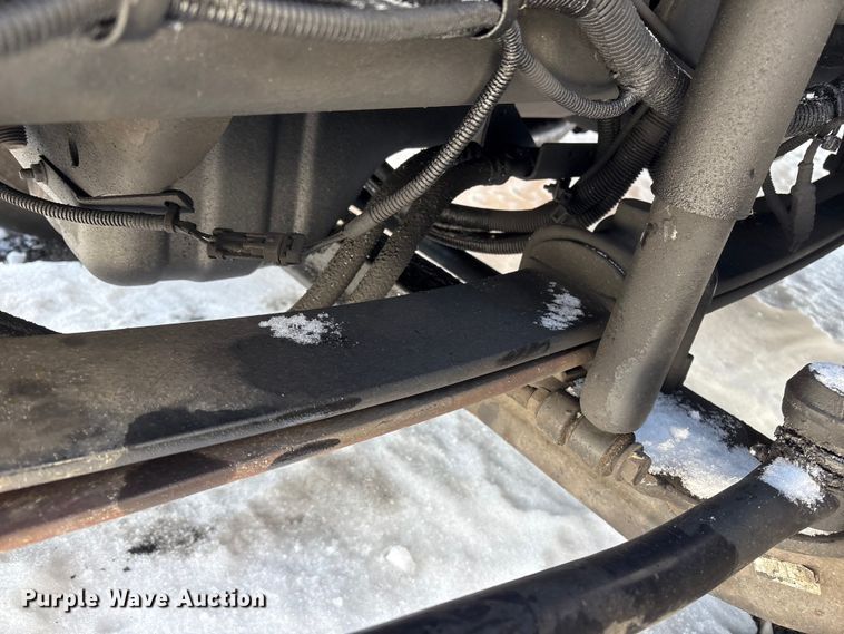 image for item YA1485 2015 International 4300 box truck