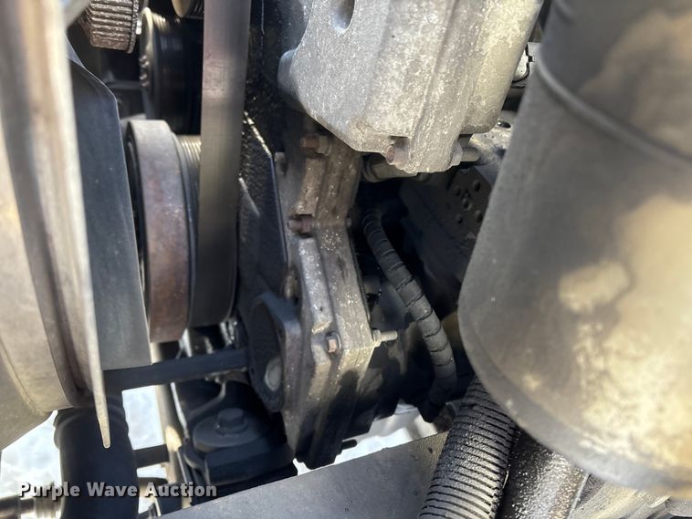 image for item YA1485 2015 International 4300 box truck