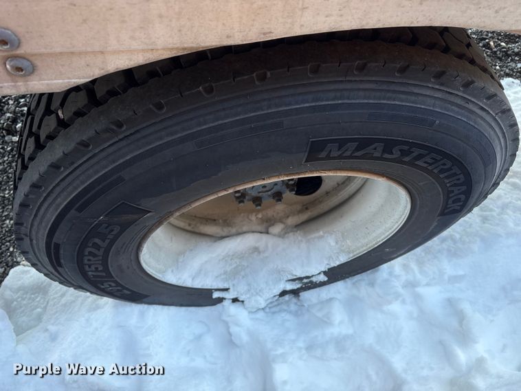 image for item YA1485 2015 International 4300 box truck