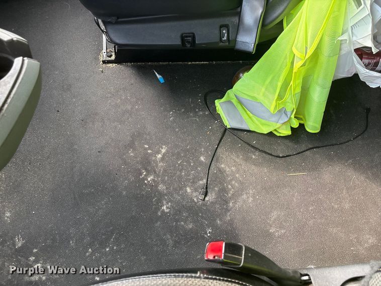 image for item YA1541 2017 Kenworth T680 semi truck