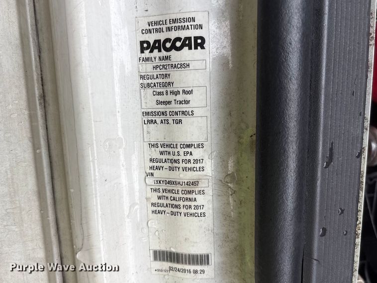 image for item YA1541 2017 Kenworth T680 semi truck