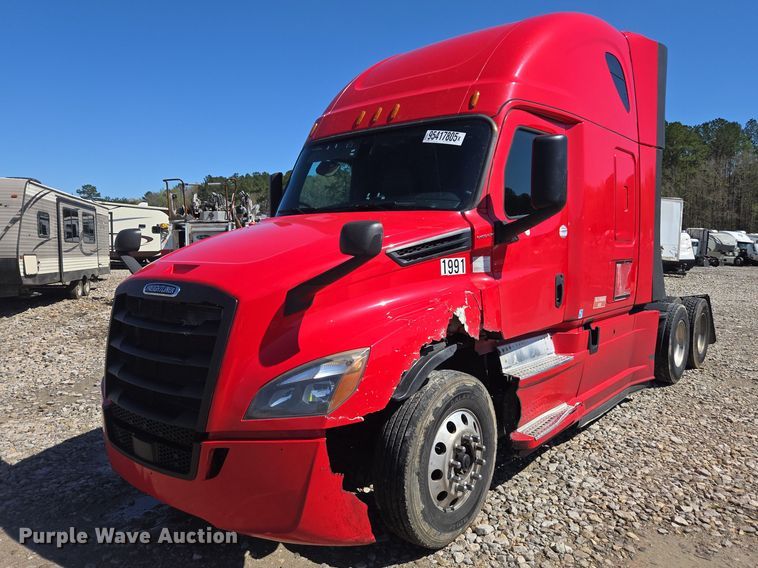 2020 Freightliner Cascadia
