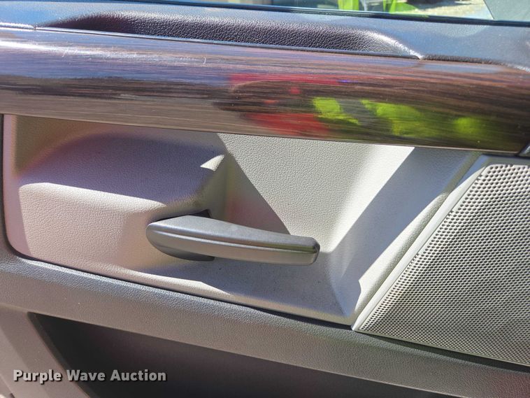 image for item YA1696 2020 Freightliner Cascadia semi truck