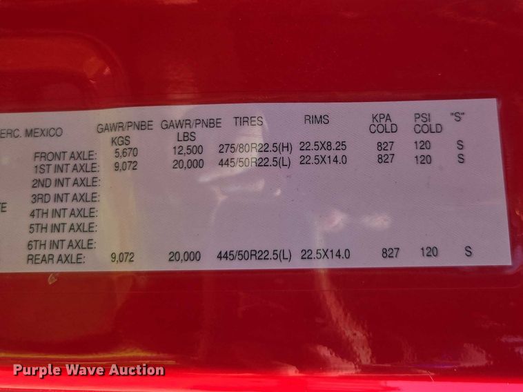 image for item YA1696 2020 Freightliner Cascadia semi truck