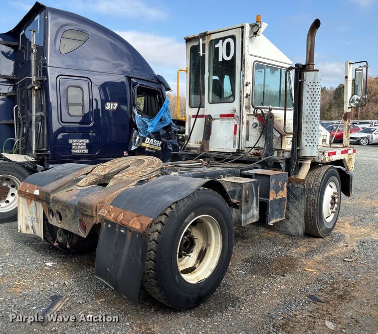 image for item YA1704 2006 Ottawa 30 yard truck