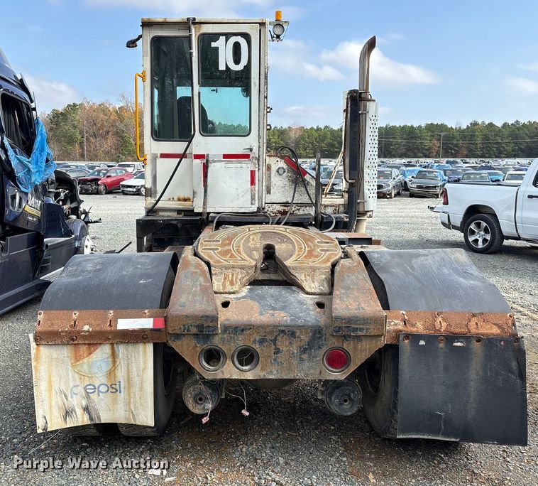 image for item YA1704 2006 Ottawa 30 yard truck