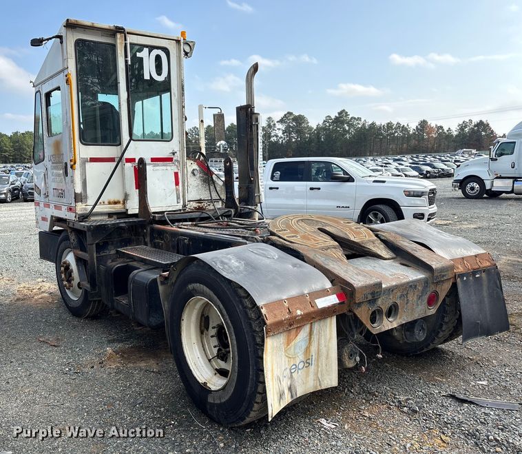 image for item YA1704 2006 Ottawa 30 yard truck