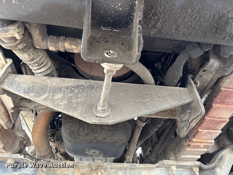 image for item YA1704 2006 Ottawa 30 yard truck