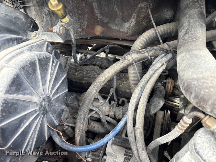 image for item YA1704 2006 Ottawa 30 yard truck