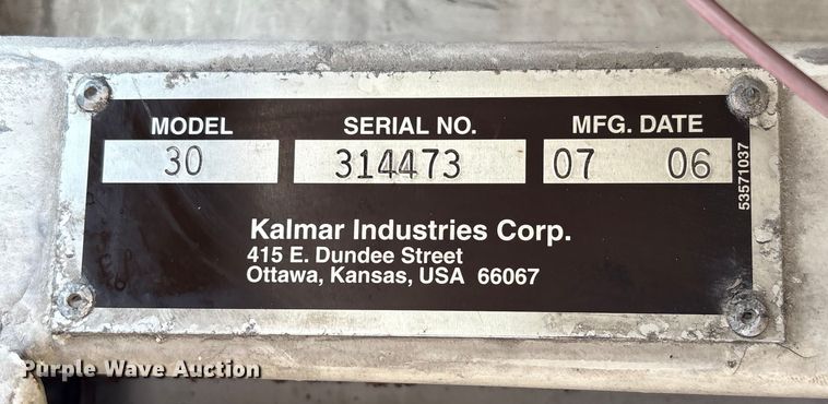 image for item YA1704 2006 Ottawa 30 yard truck