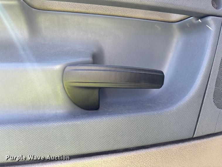 image for item YA1719 2019 Freightliner Cascadia semi truck