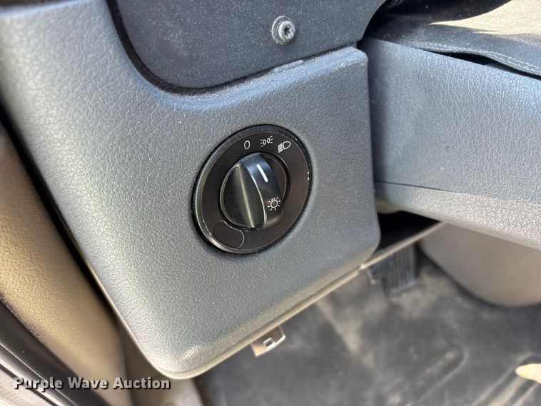 image for item YA1719 2019 Freightliner Cascadia semi truck