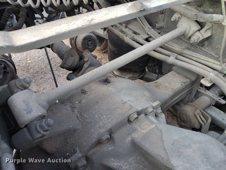 image for item YA1745 2016 Freightliner Cascadia semi truck