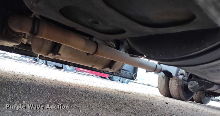 image for item YA1745 2016 Freightliner Cascadia semi truck