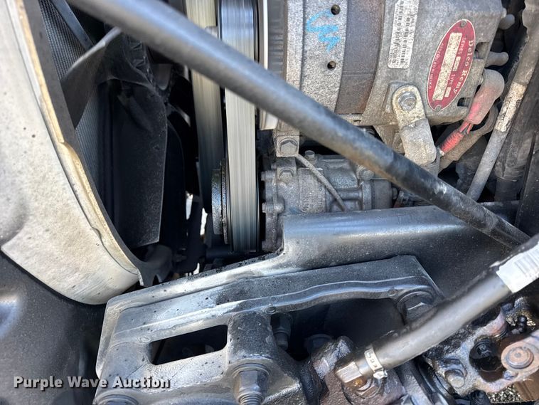 image for item YA1814 2019 Peterbilt 579 semi truck