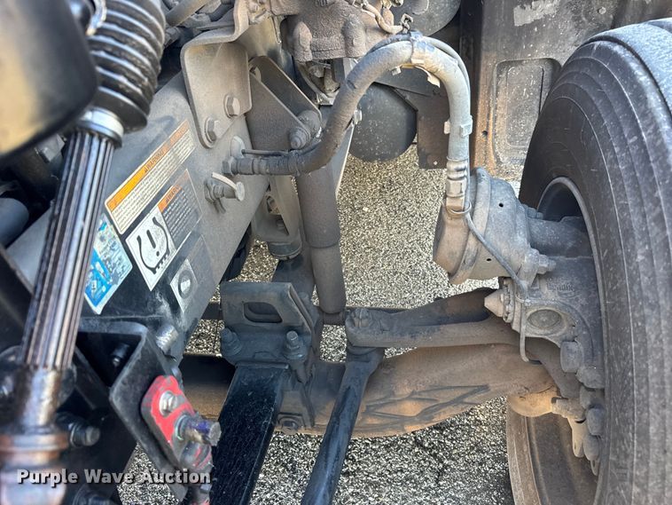 image for item YA1814 2019 Peterbilt 579 semi truck