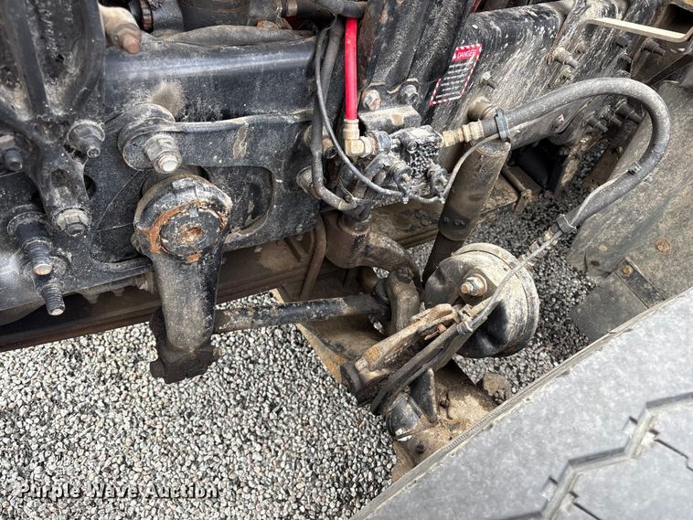 image for item YA1851 2018 Mack GU713 roll-off container truck